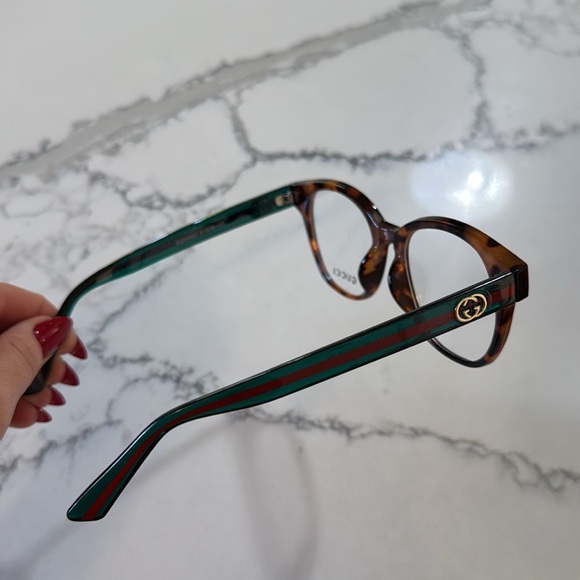 GG G u c c i Tortoise Shell Eyeglasses - Picture 4 of 9